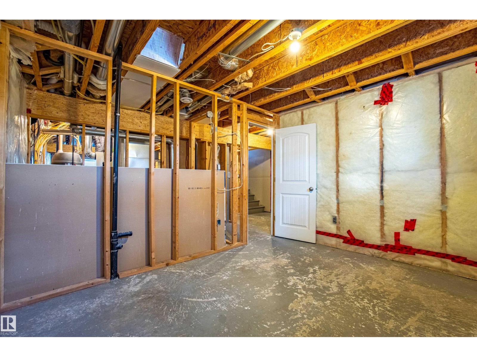 Photo 36 of 4062 Alexander Wy Sw, Edmonton AB