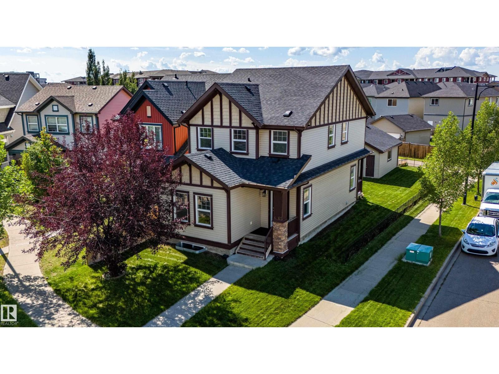 Photo 2 of 4062 Alexander Wy Sw, Edmonton AB