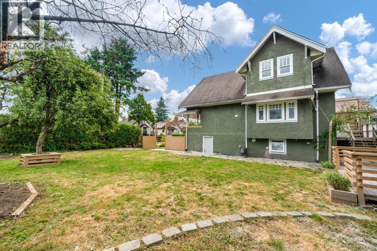 Photo 22 of 801 London Street, New Westminster BC