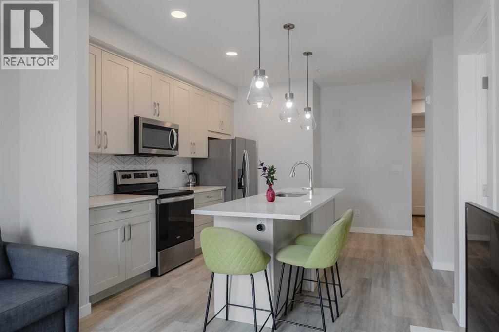 Single Family House for Sale in   Shawnee Square SW Shawnee Slopes Calgary 