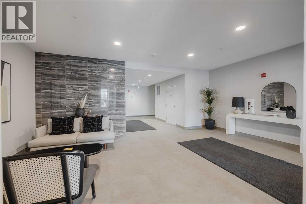 Single Family House for Sale in   Shawnee Square SW Shawnee Slopes Calgary 