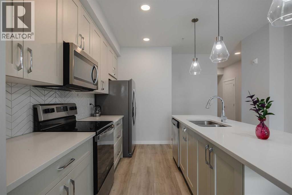 Single Family House for Sale in   Shawnee Square SW Shawnee Slopes Calgary 