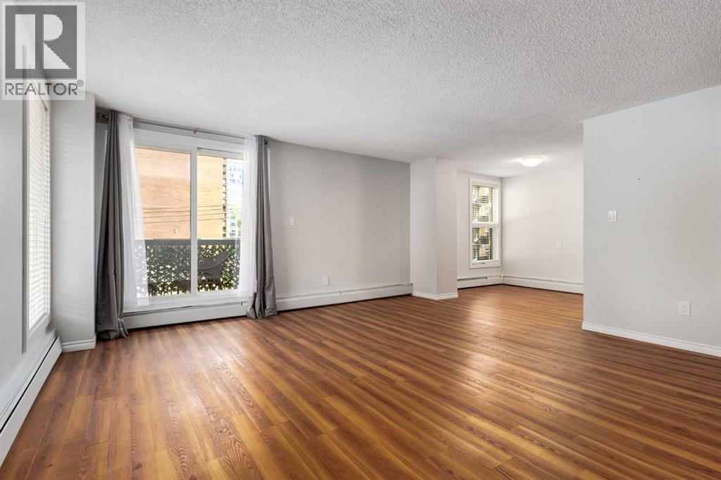 Single Family House for Sale in    Avenue SW Beltline Calgary 