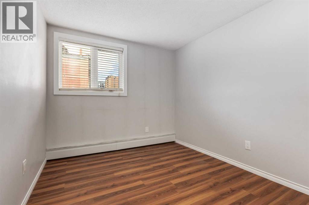 Single Family House for Sale in    Avenue SW Beltline Calgary 
