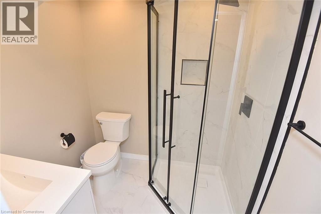 Photo 19 of 591 Highway 8 Unit 25, Hamilton ON