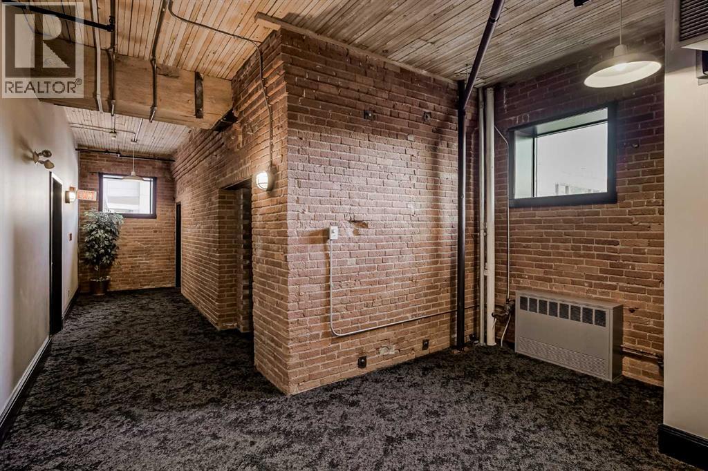 Single Family House Loft for Sale in    Avenue SW Beltline Calgary 