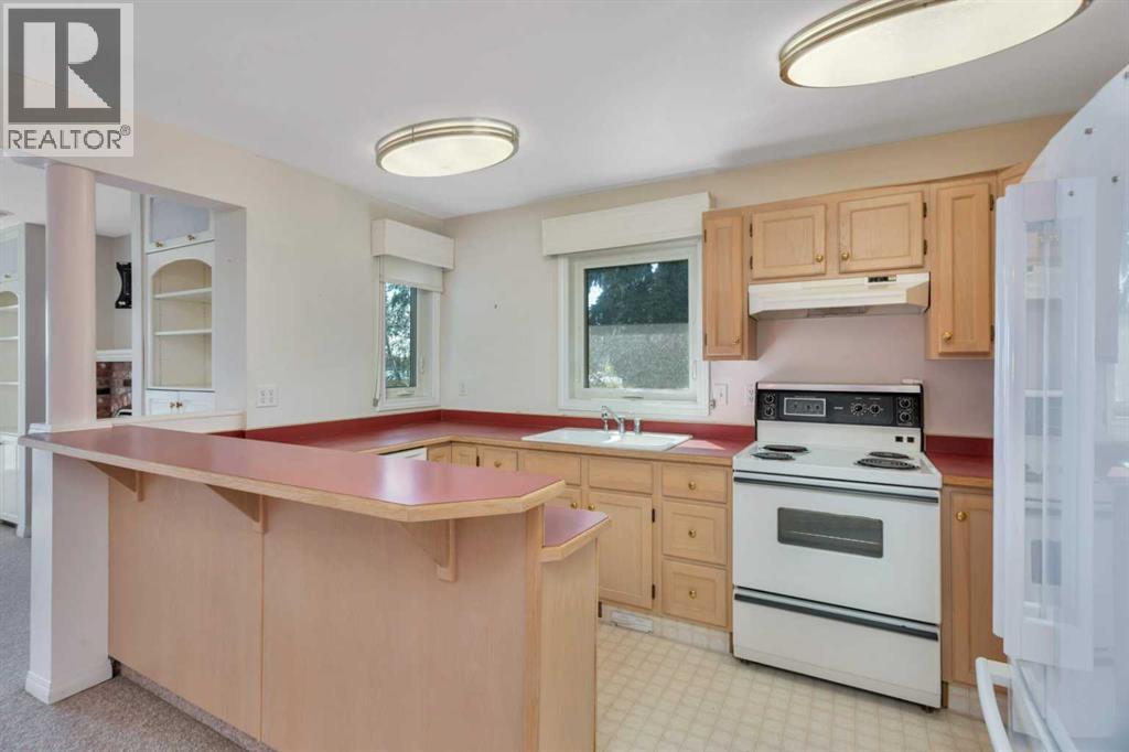 Photo 7 of 180 Marina Bay Court, Sylvan Lake AB