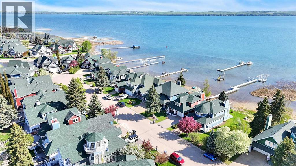 Photo 3 of 180 Marina Bay Court, Sylvan Lake AB