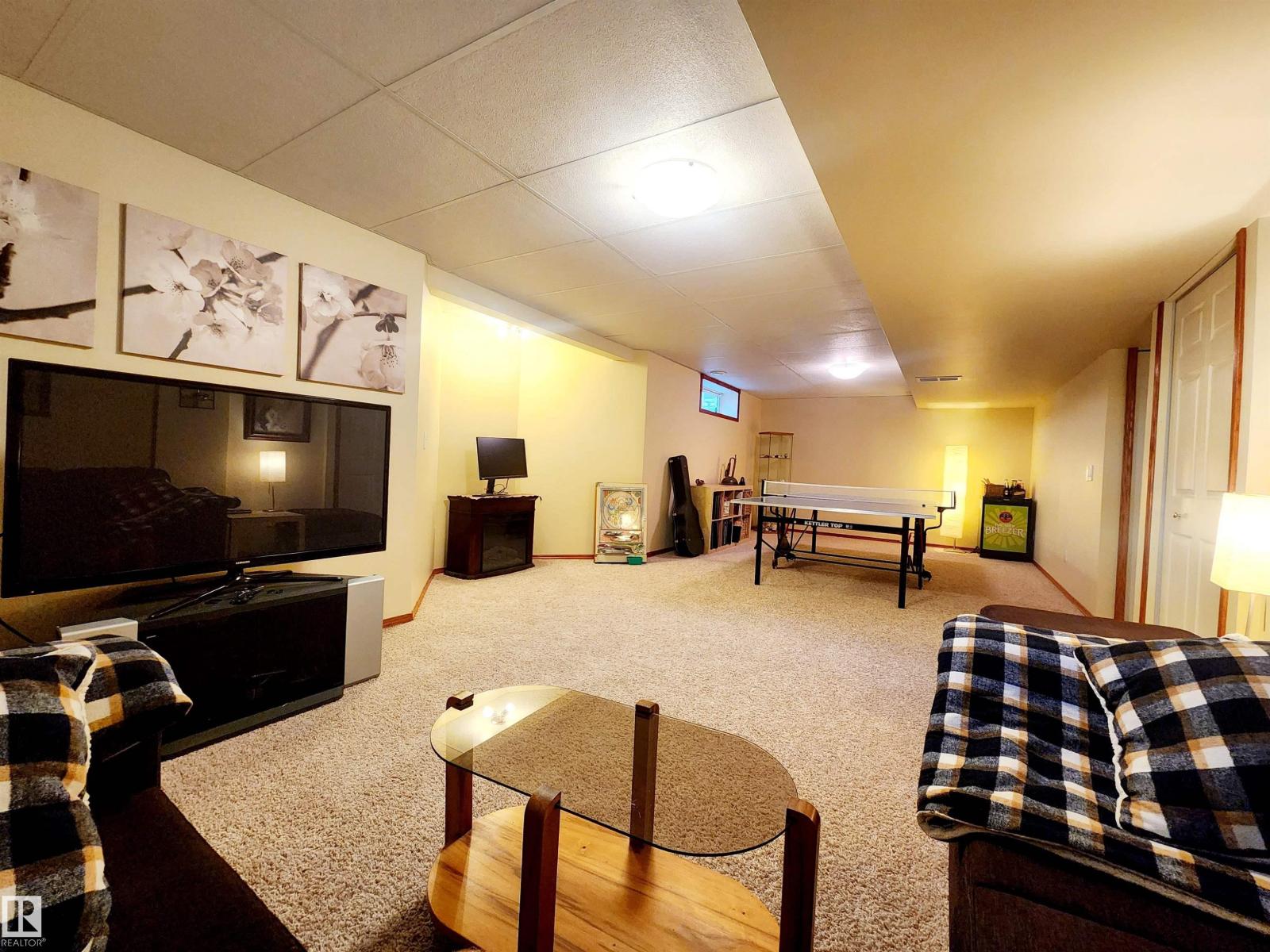 Photo 17 of 281 Ormsby Rd E Nw, Edmonton AB