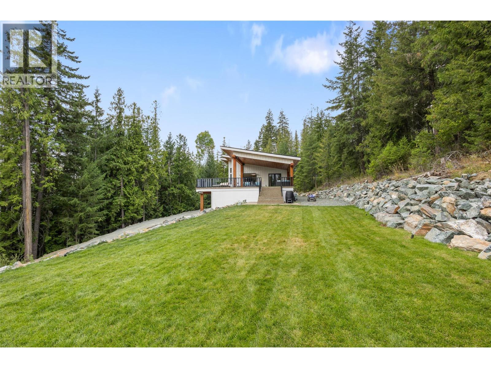 7249 Anglemont Way, Anglemont