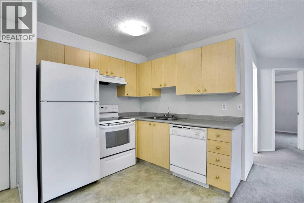 Single Family House for Sale in    Street NE Monterey Park Calgary 