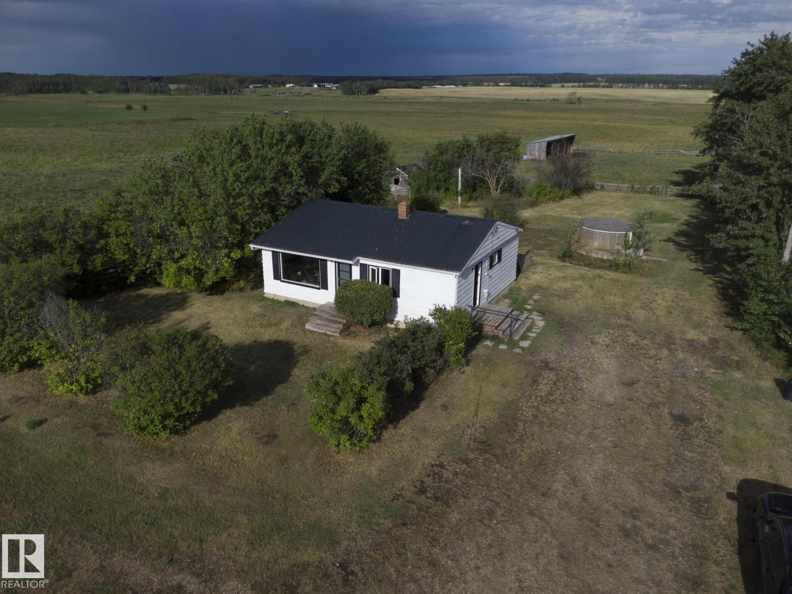 Photo 1 of 660041 Range Road 20, Rural Lesser Slave River Md AB