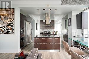 Photo 10 of Ph 3501 21 Balmuto Street, Toronto ON