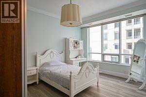 Photo 30 of Ph 3501 21 Balmuto Street, Toronto ON