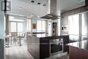 Photo 7 of Ph 3501 21 Balmuto Street, Toronto ON