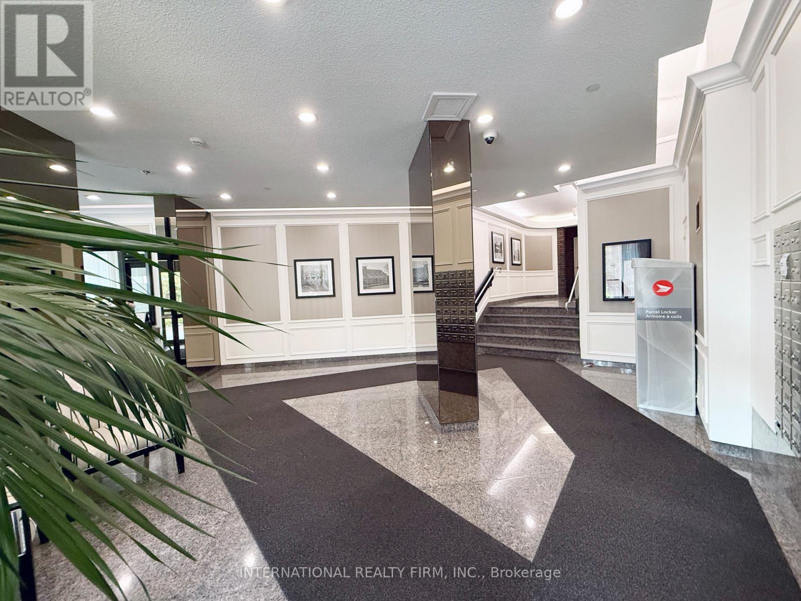 Photo 12 of Ph 03 75 Graydon Hall Drive, Toronto ON