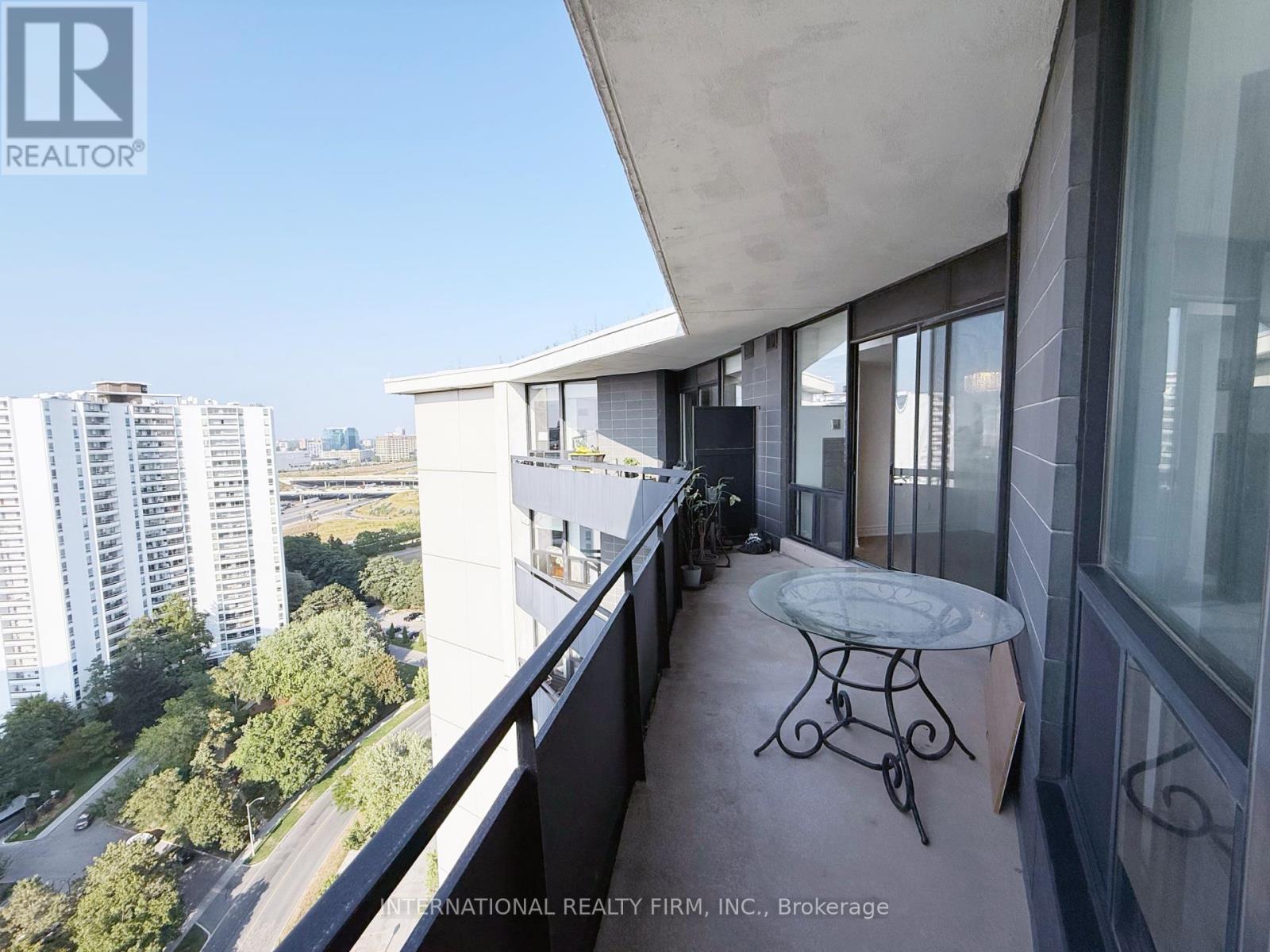 Photo 3 of Ph 03 75 Graydon Hall Drive, Toronto ON