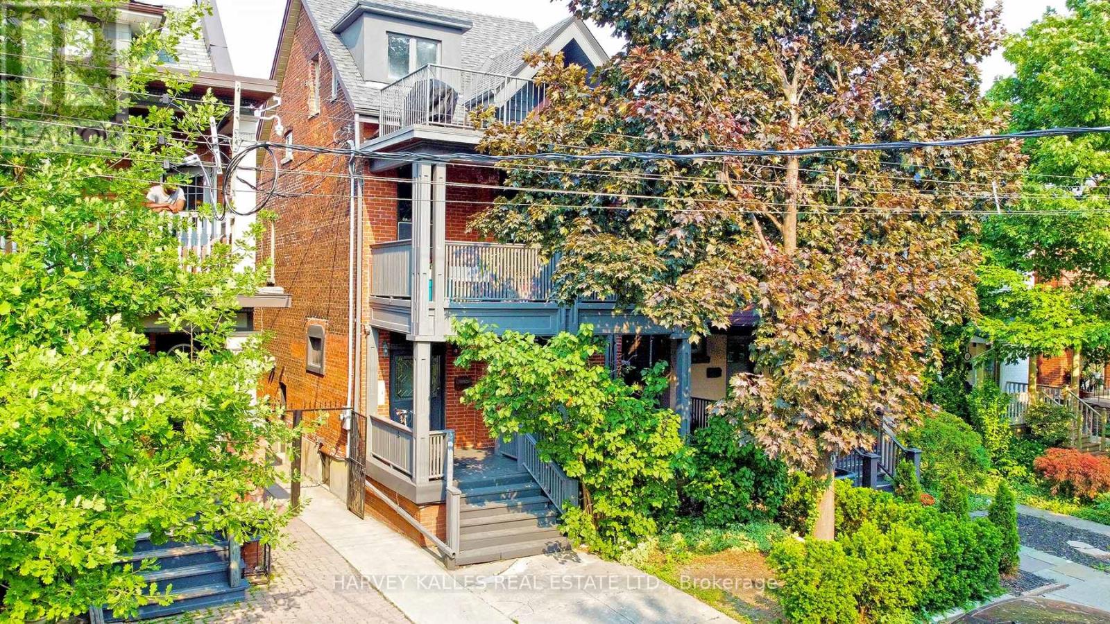 Photo 12 of Basement Rear 107 Concord Avenue, Toronto ON
