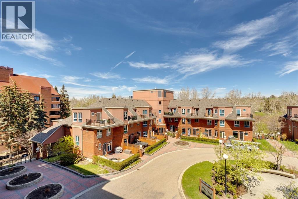 Single Family House for Sale in   Eau Claire Avenue SW Eau Claire Calgary 