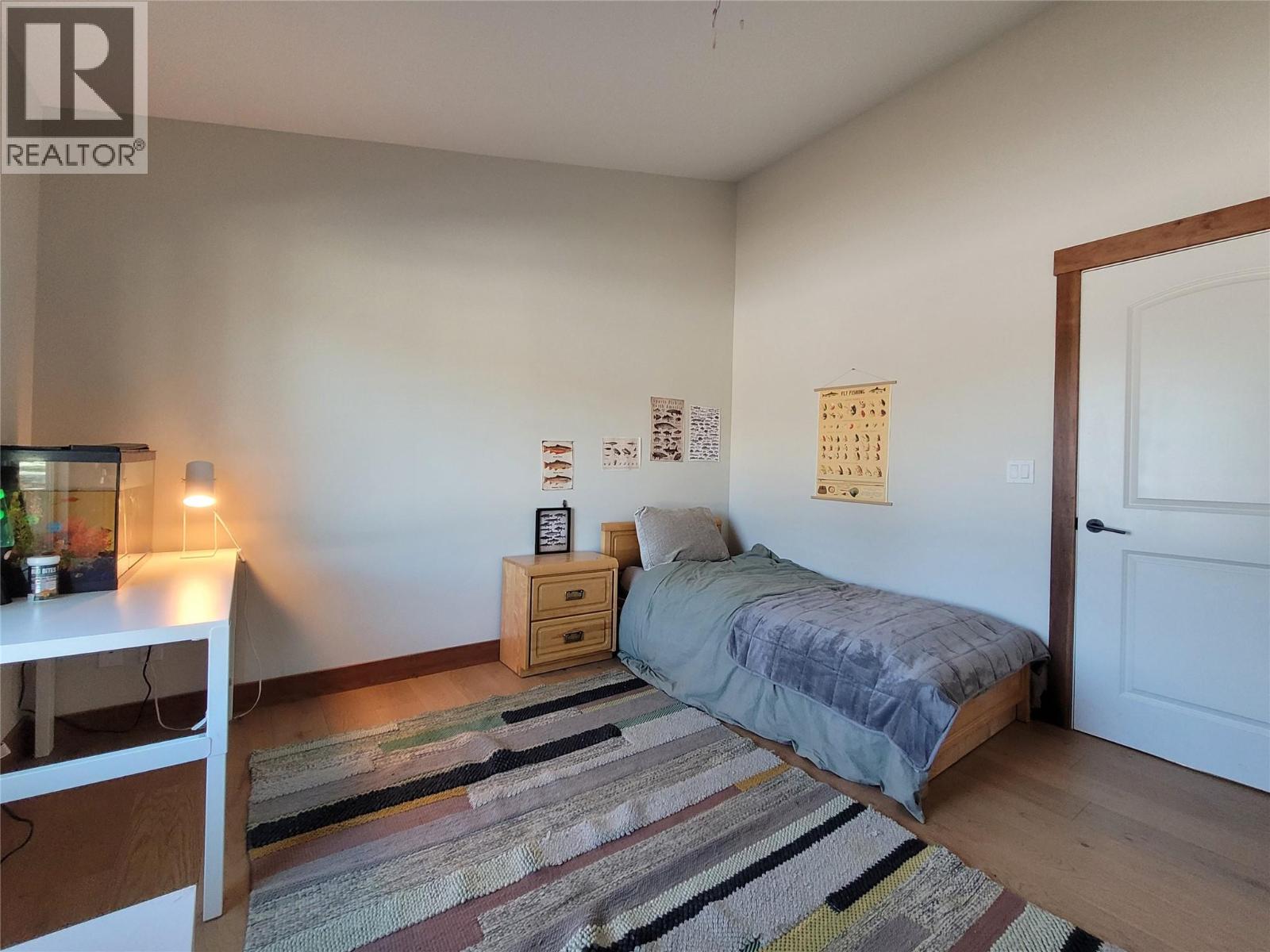 8170 Plotnikoff Road, Grand Forks