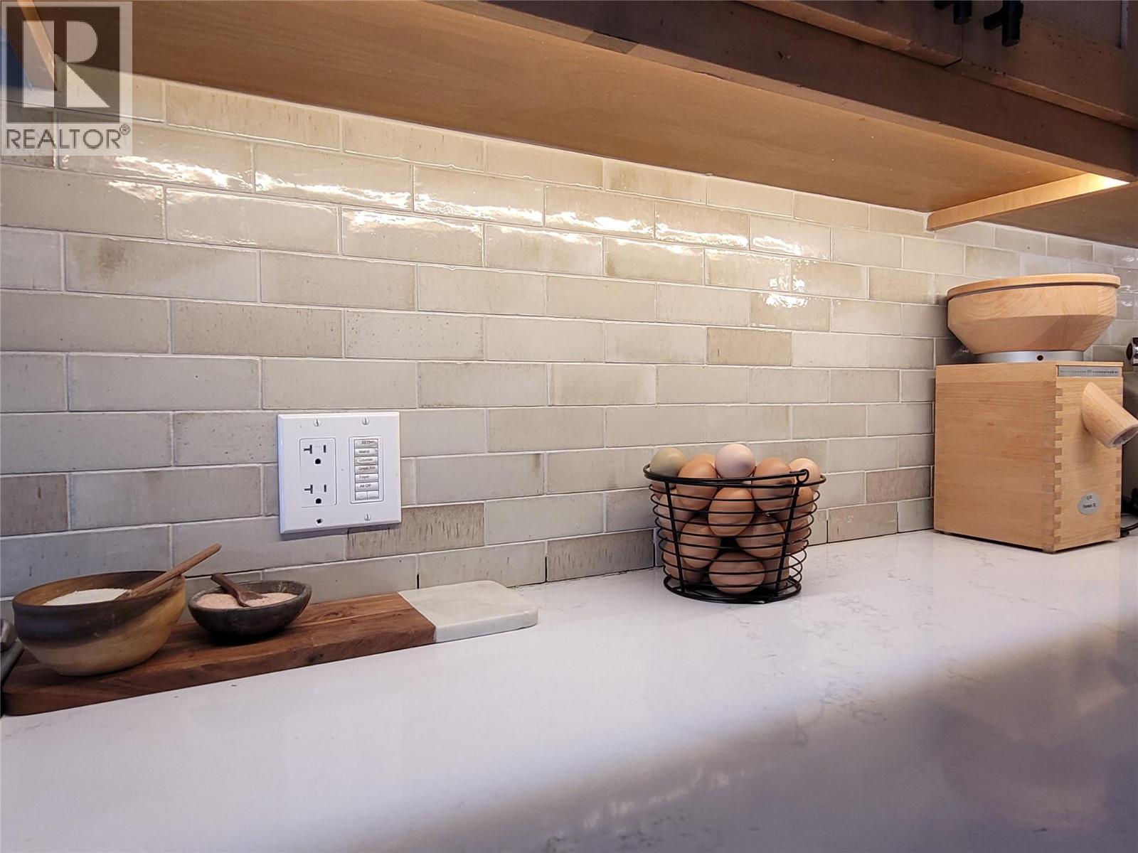 8170 Plotnikoff Road, Grand Forks