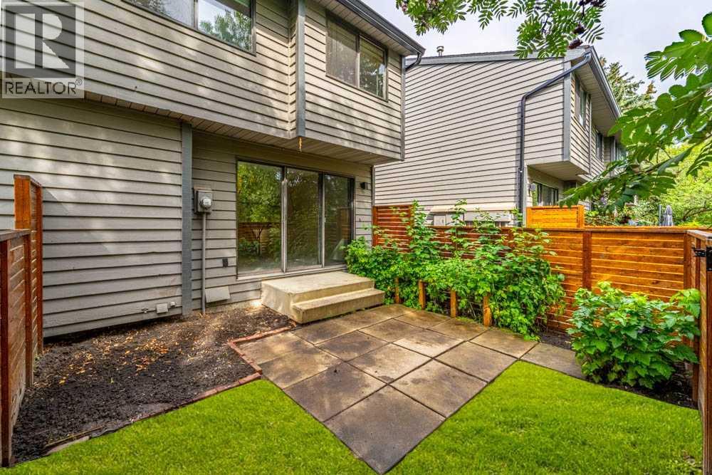 Single Family House for Sale in   Point Drive NW Point McKay Calgary 