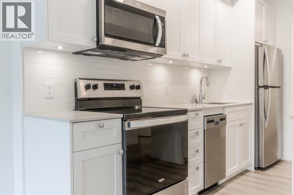 Single Family House for Sale in    Street NE Crescent Heights Calgary 