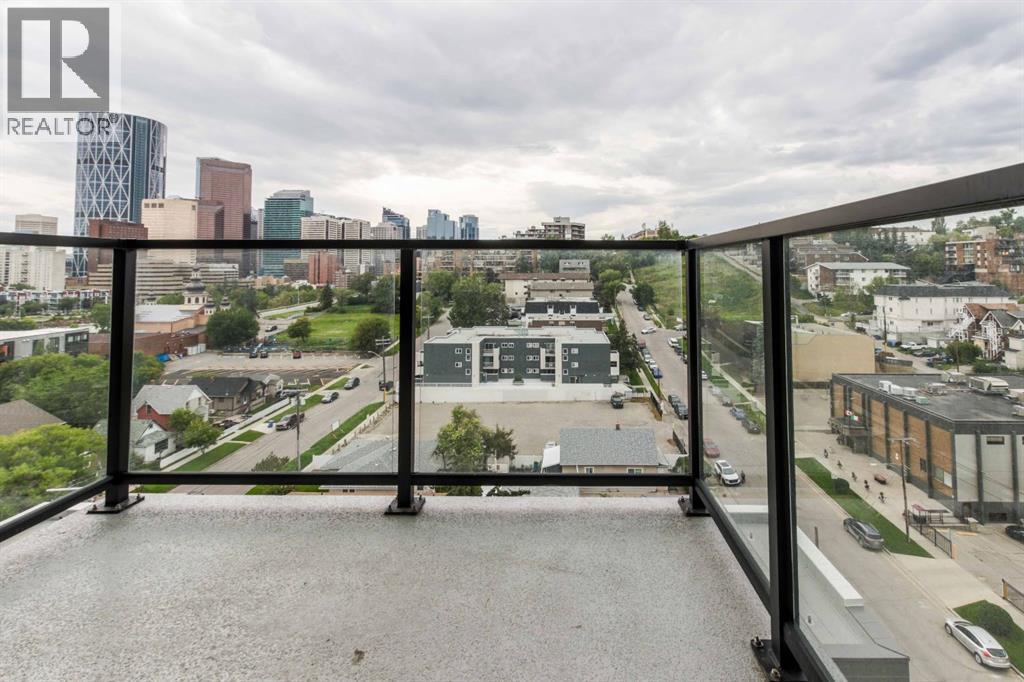 Single Family House for Sale in    Street NE Crescent Heights Calgary 