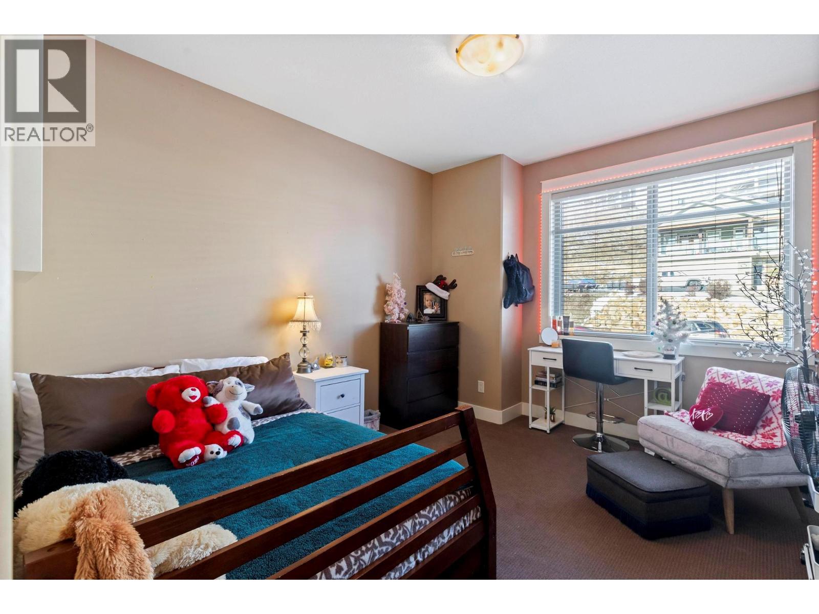 Photo 23 of 1347 Wilmot Avenue, Kelowna BC