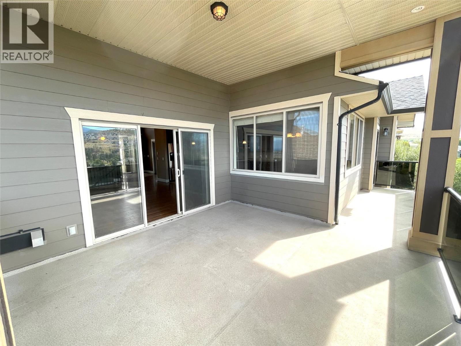 Photo 35 of 1347 Wilmot Avenue, Kelowna BC