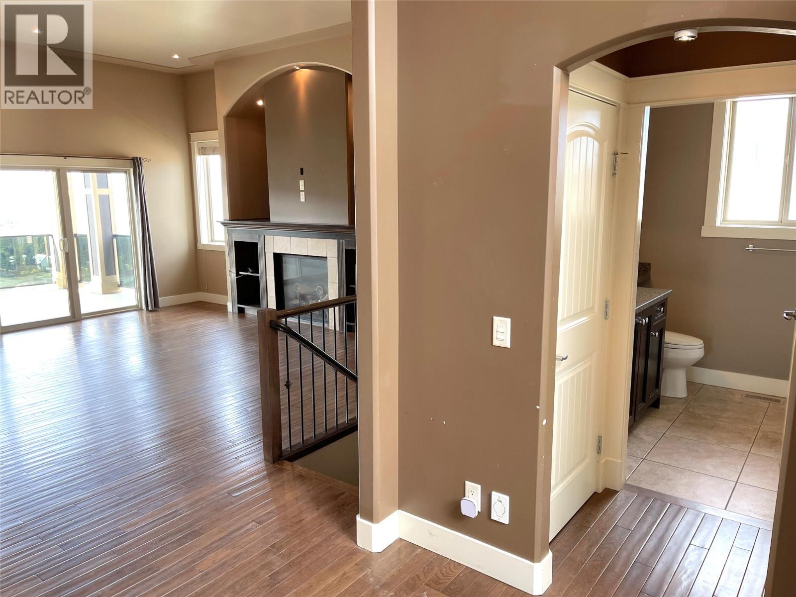 Photo 58 of 1347 Wilmot Avenue, Kelowna BC