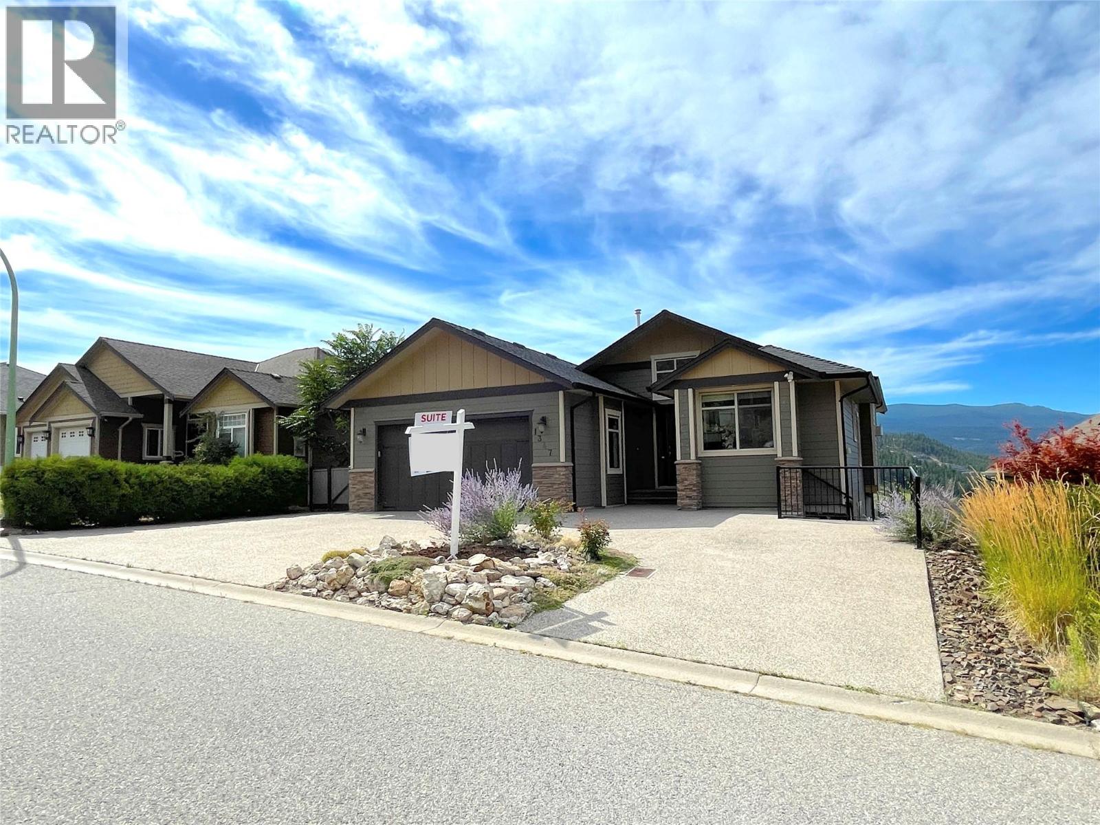 Photo 20 of 1347 Wilmot Avenue, Kelowna BC