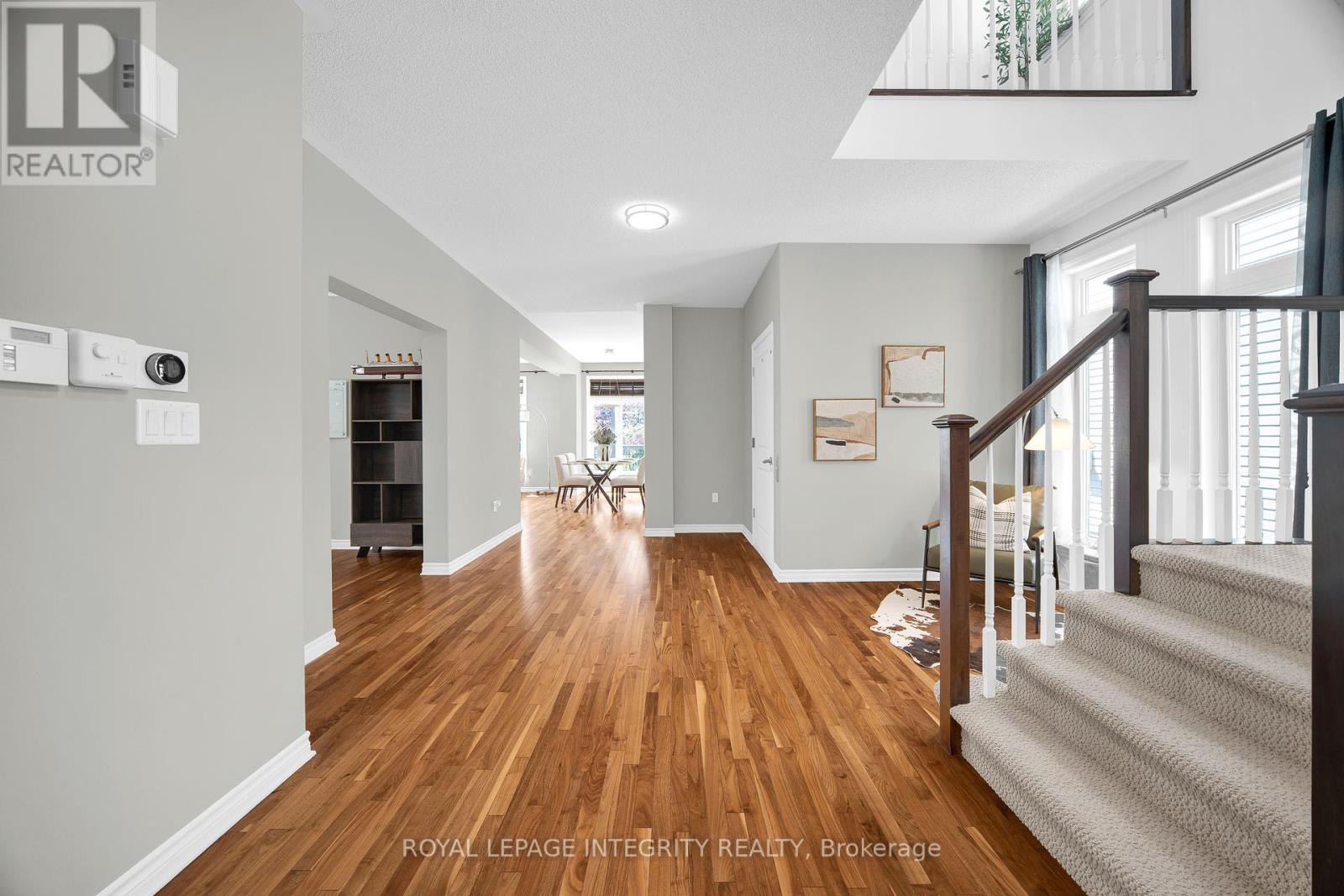 Photo 9 of 514 Carina Crescent, Ottawa ON