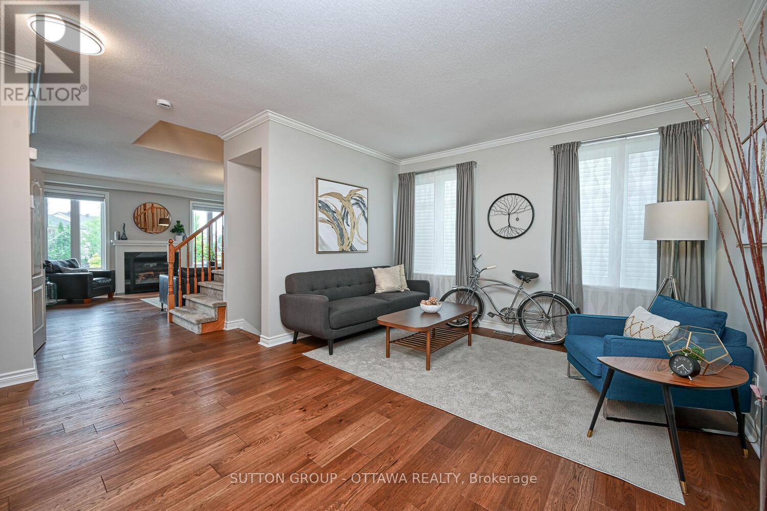 Photo 16 of 329 West Ridge Drive, Ottawa ON
