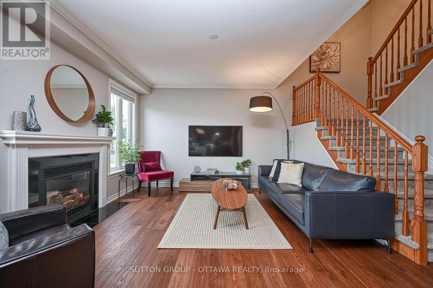 Photo 25 of 329 West Ridge Drive, Ottawa ON