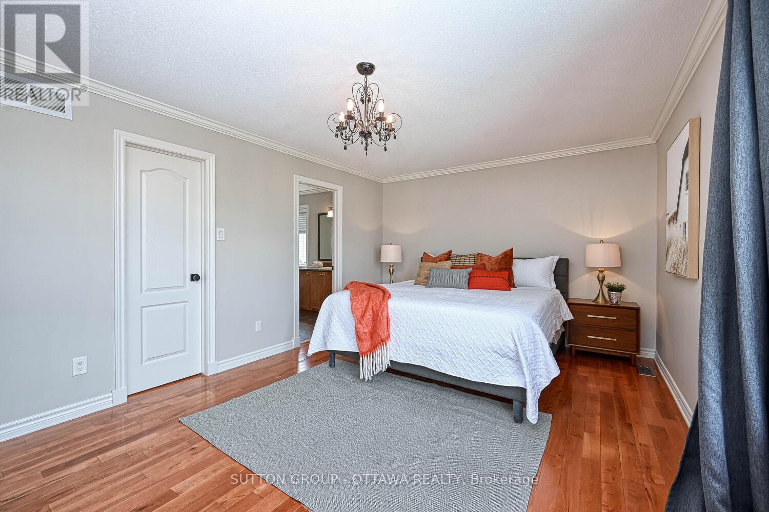 Photo 29 of 329 West Ridge Drive, Ottawa ON
