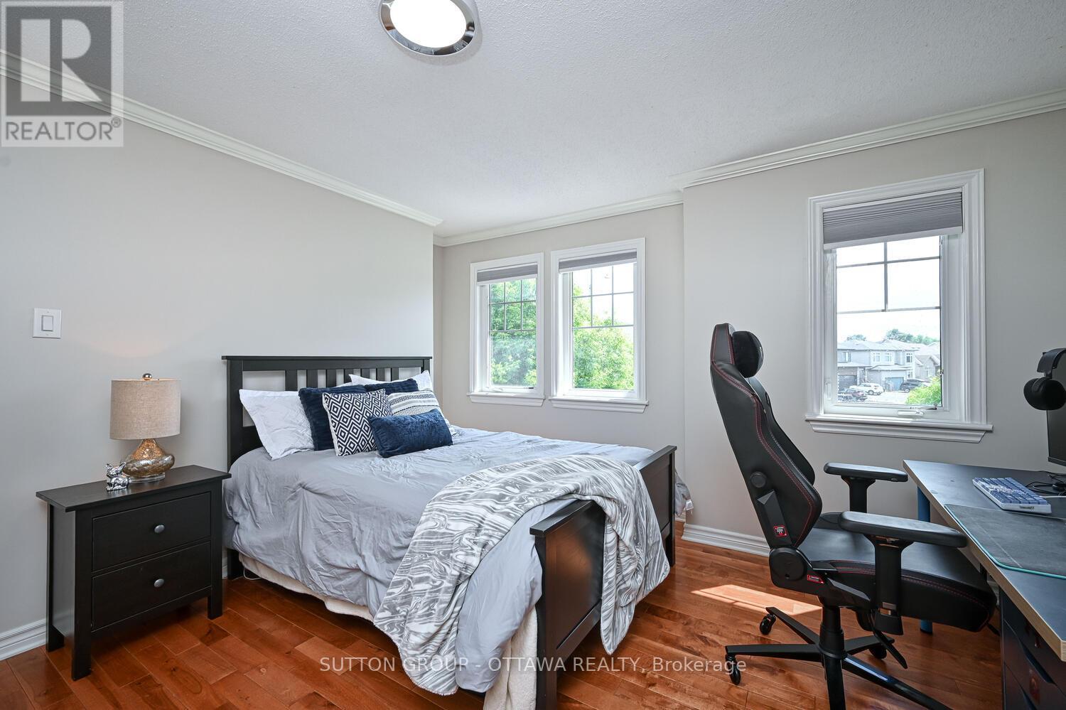 Photo 37 of 329 West Ridge Drive, Ottawa ON