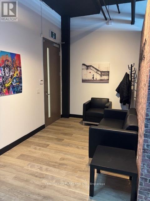 Photo 2 of 711 712 1275 Finch Avenue W, Toronto ON