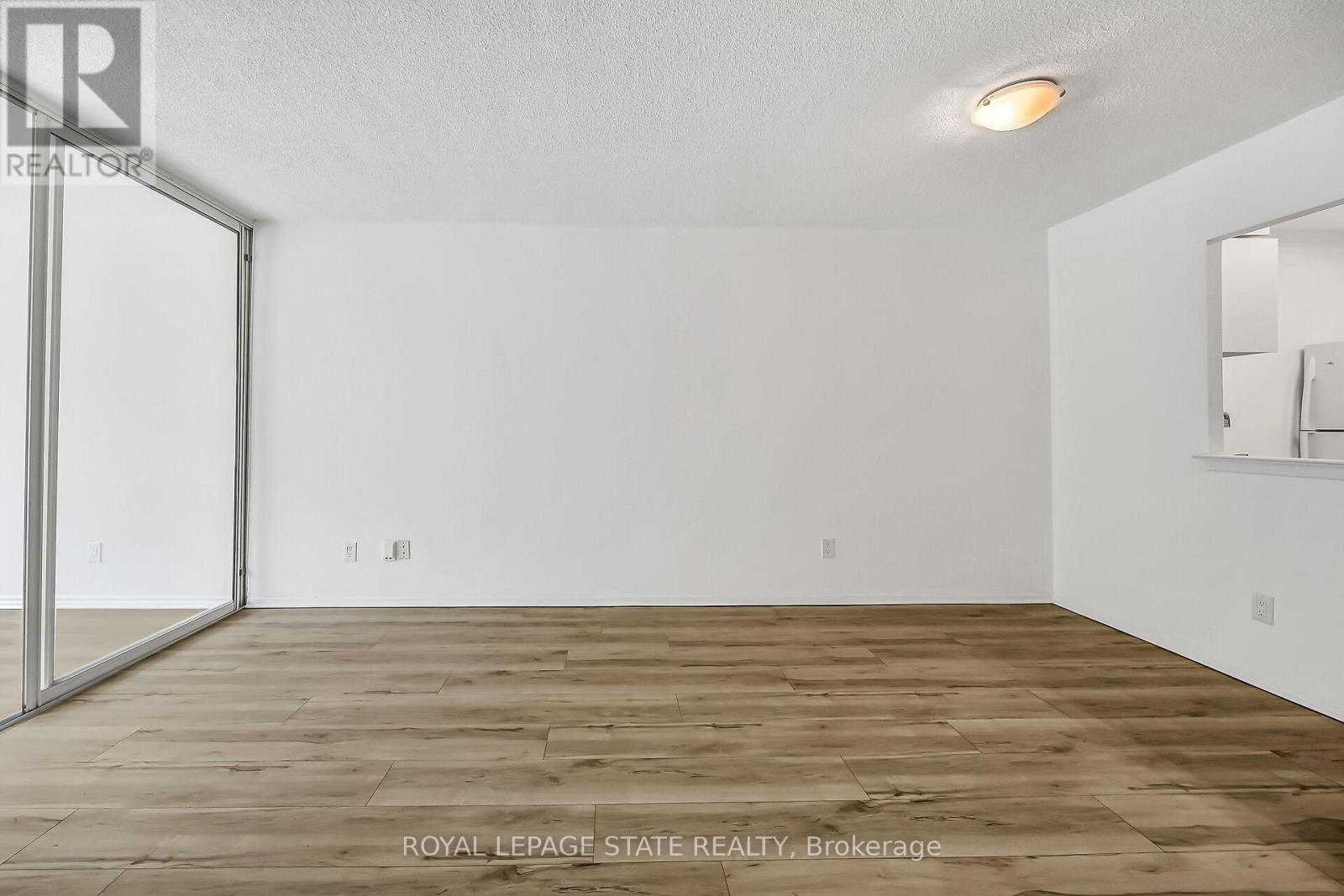 Photo 10 of 224 22 Southport Street, Toronto ON