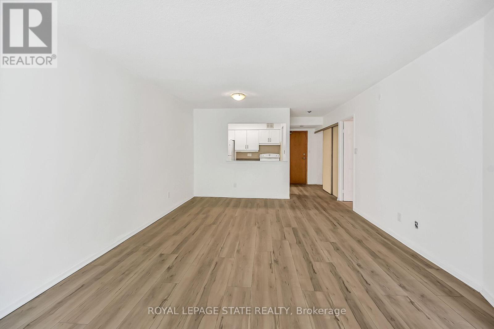 Photo 11 of 224 22 Southport Street, Toronto ON