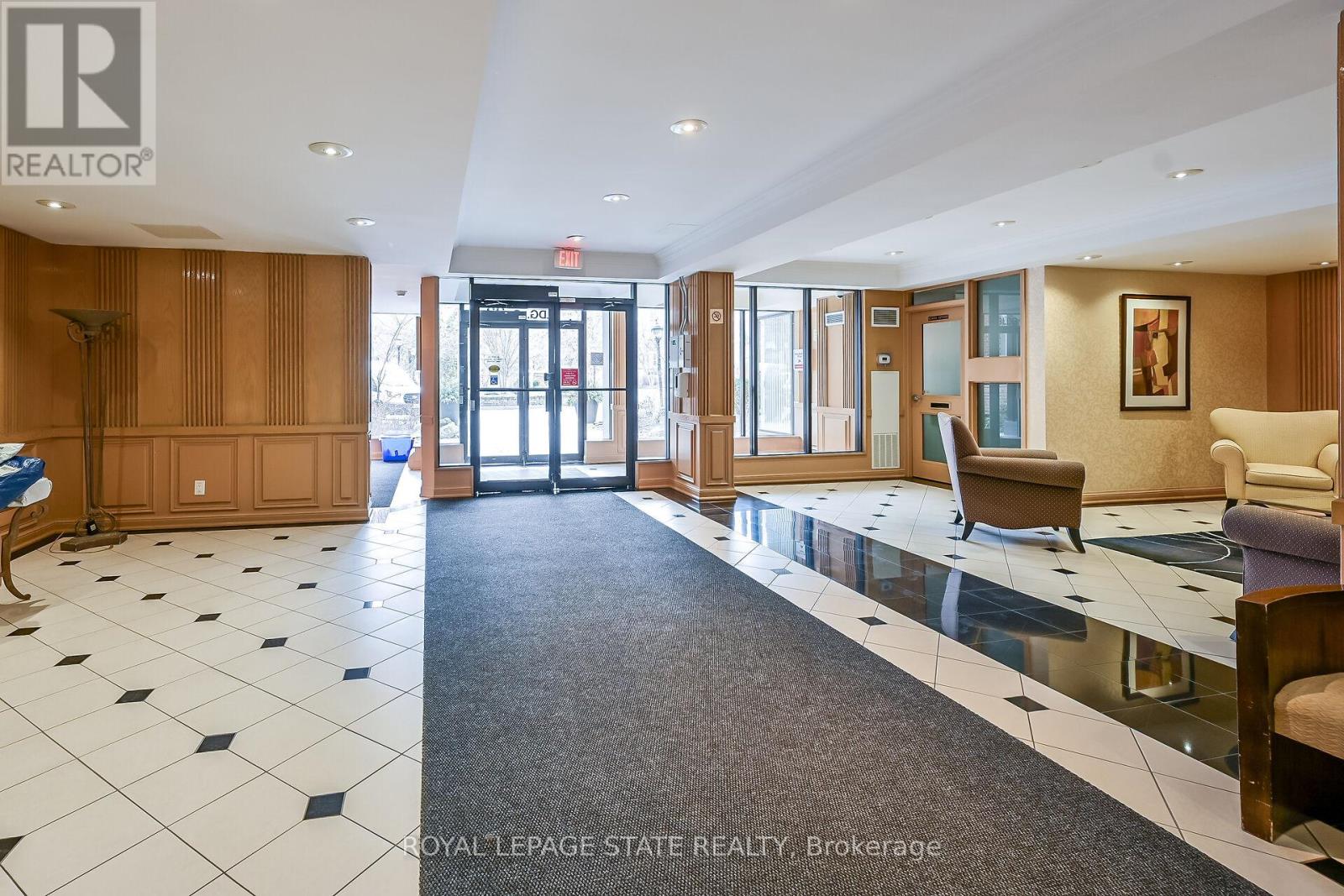 Photo 34 of 224 22 Southport Street, Toronto ON