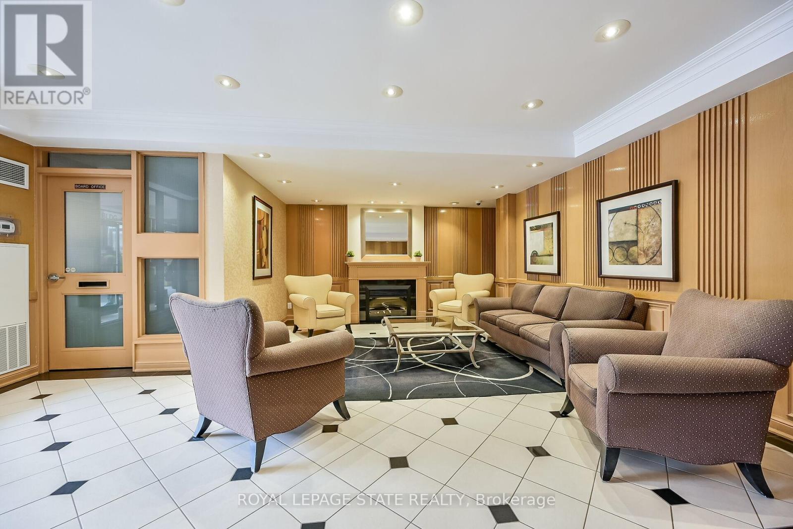 Photo 36 of 224 22 Southport Street, Toronto ON