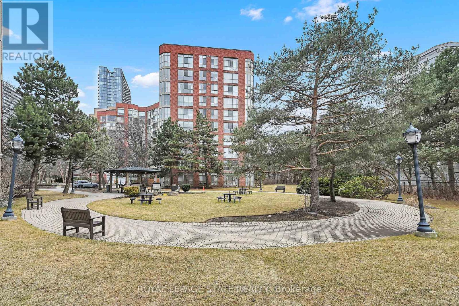 Photo 42 of 224 22 Southport Street, Toronto ON