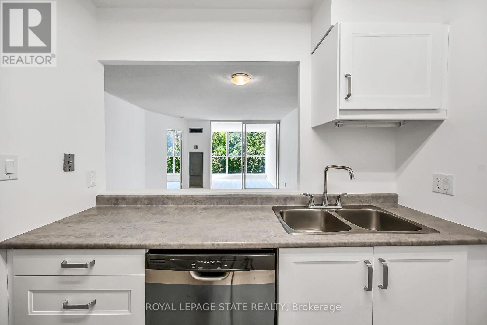 Photo 7 of 224 22 Southport Street, Toronto ON