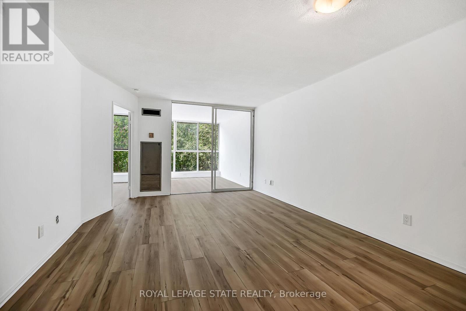 Photo 9 of 224 22 Southport Street, Toronto ON