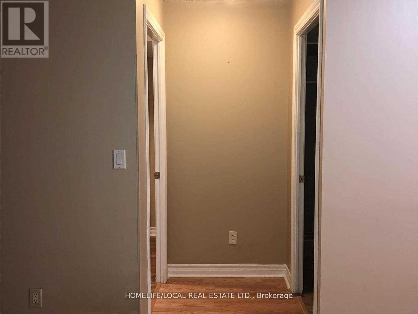 Photo 15 of 3403 310 Burnhamthorpe Road W, Mississauga ON