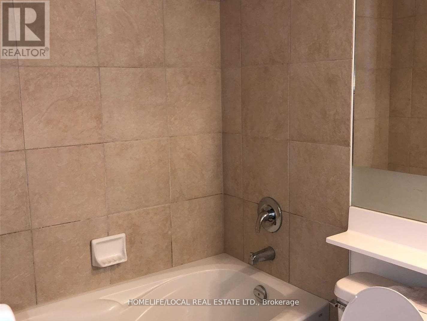 Photo 18 of 3403 310 Burnhamthorpe Road W, Mississauga ON