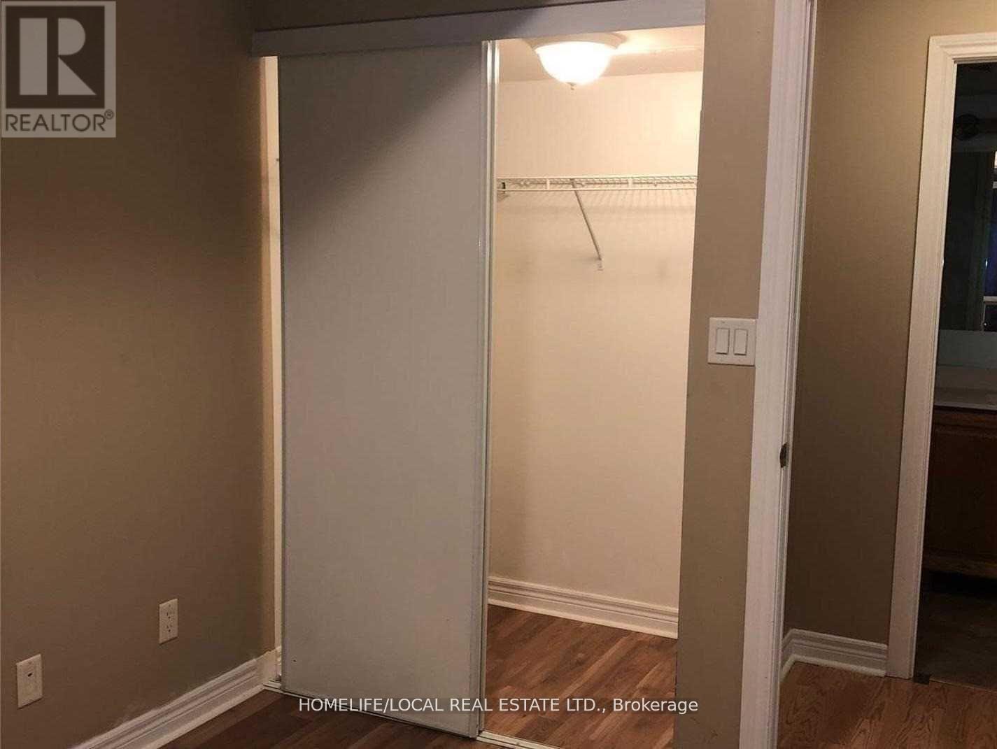 Photo 22 of 3403 310 Burnhamthorpe Road W, Mississauga ON
