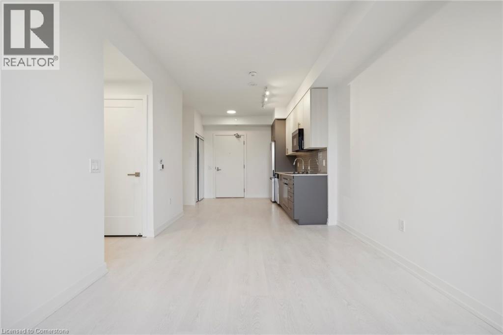 Photo 4 of 415 Main Street Unit 514, Hamilton ON
