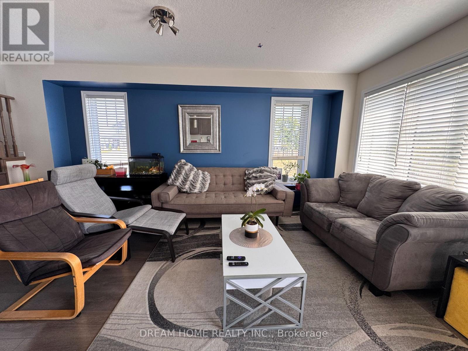 Photo 10 of 11 Allcroft Court, Hamilton ON